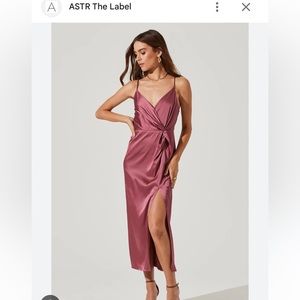 ASTR the label satin twist front midi dress